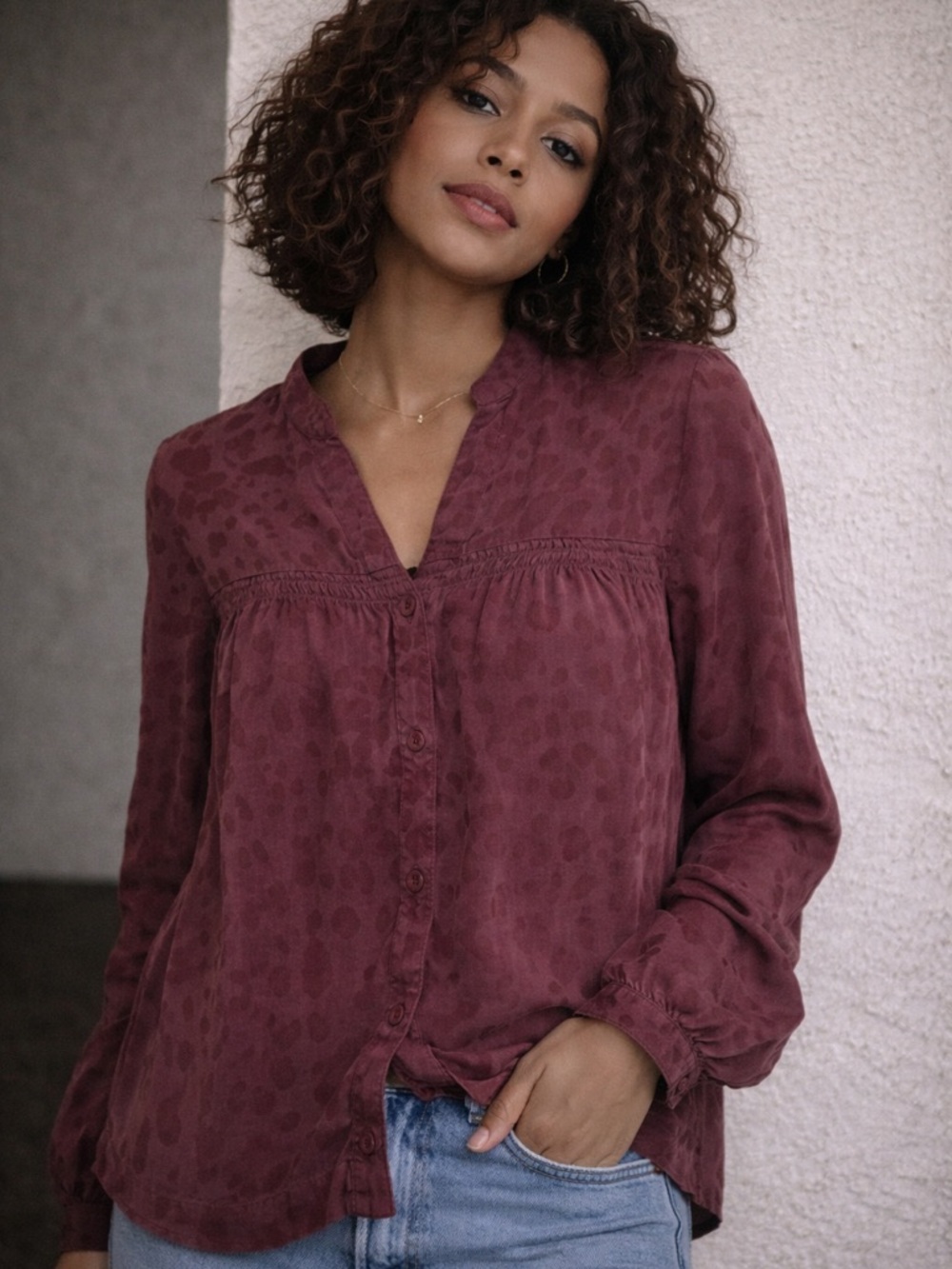 Cloth & Stone Anthropologie Blouse XS Maroon Leopard Print Button Front Boho Top